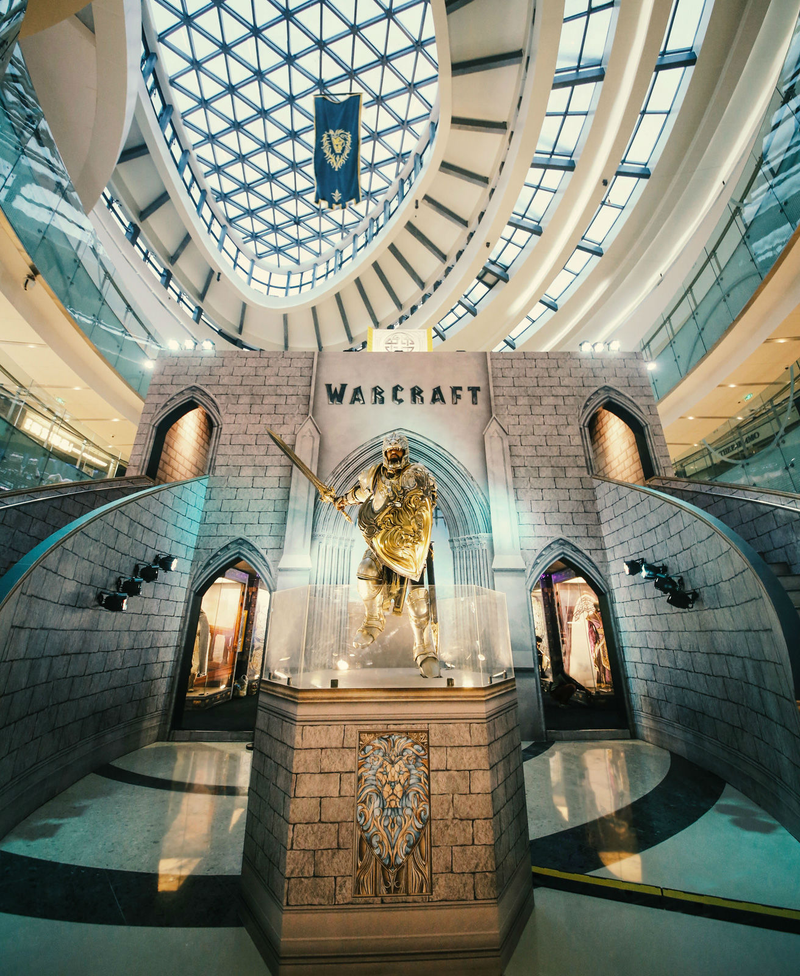 Illustration for article titled A Massive Warcraft Exhibit Just Made This Mall The Best One In The World